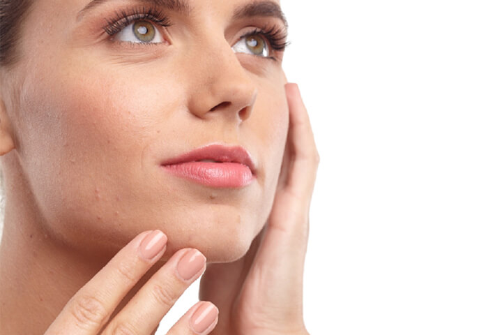 毛穴のつまり・黒ずみ・開きの改善